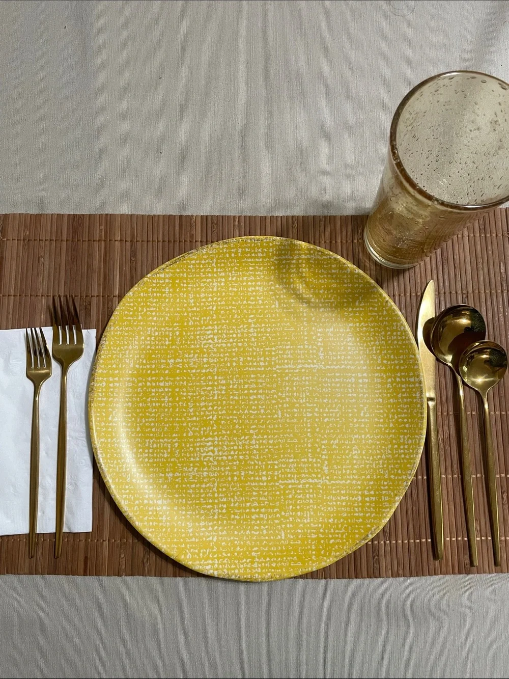 Threshold Yellow Speckledi Melamine Dinner plates - 6